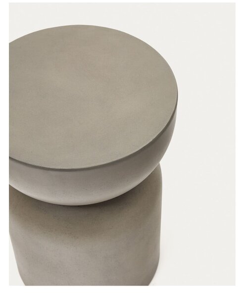 Okrągły stolik ogrodowy betonowy ø 32 cm Garbet – Kave Home
