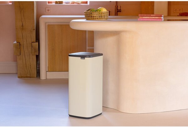 Beżowy stalowy kosz na śmieci otwierany na dotyk 30 l Bo Touch – Brabantia