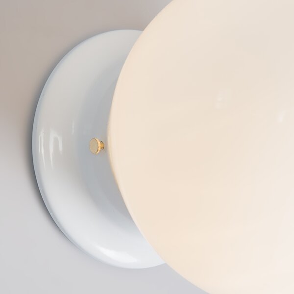 Lampa sufitowa w stylu retro z białym opalem - Scoop