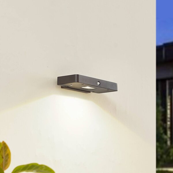 Lucande kinkiet LED-Solar Tavon, kątowy, czarna, czujnik Tavon Lucande, możliwość ściemniania, czarny, aluminium, nowoczesny