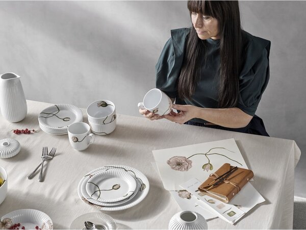 Biały porcelanowy kubek Kähler Design Hammershøi Poppy, 330 ml