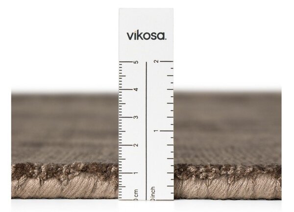 Brązowy okrągły dywan z wiskozy tkany ręcznie ø 120 cm Noemi – Vikosa