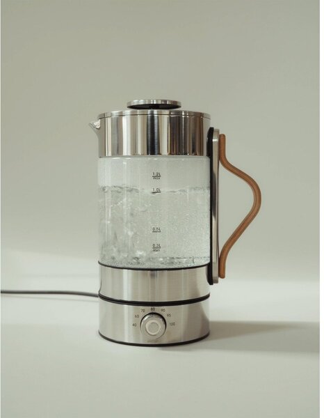 Szklany czajnik elektryczny w kolorze srebra 1,2 l Emma – Stelton
