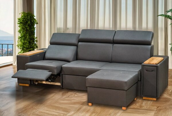 Trzyosobowa sofa Luksor I Relax z regulowanymi zagłówkami, dębową półką pod laptop, wysuwanym barkiem i dębowymi nogami