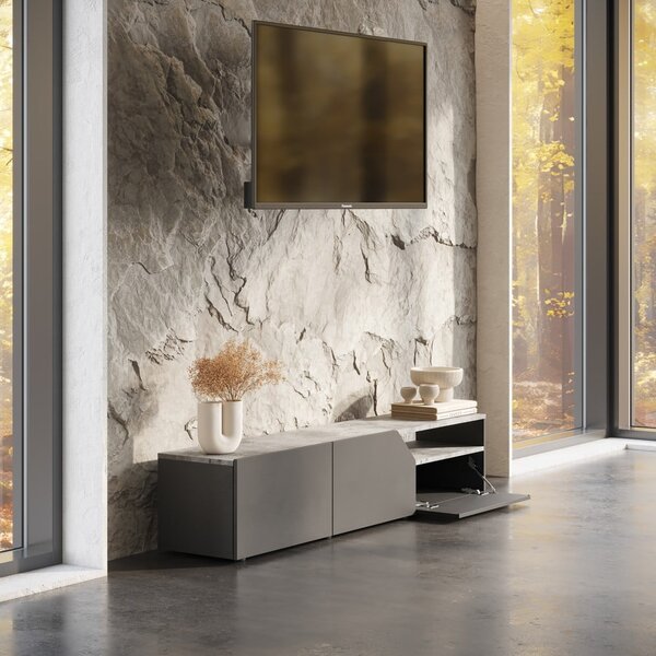 Czarna szafka pod TV w dekorze betonu 180x38 cm Verone – TemaHome