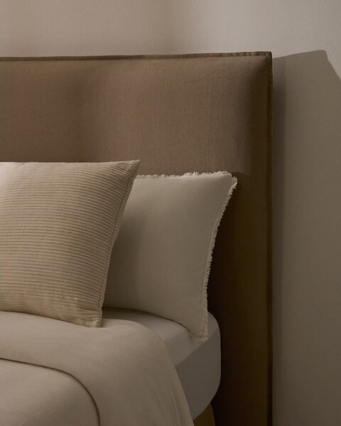 Szarobrązowy tapicerowany zagłówek 180x118 cm Jaira – Kave Home