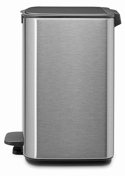 Stalowy kosz na śmieci z pedałem w kolorze matowego srebra 7 l Bo – Brabantia