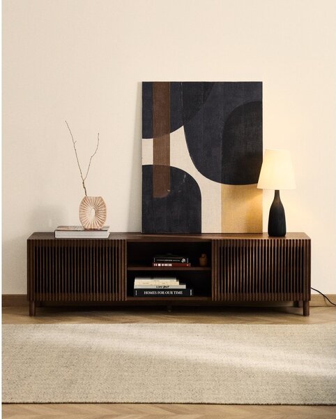 Ciemnobrązowa szafka pod TV w dekorze orzecha 180x49,5x42,5 cm Beyla – Kave Home