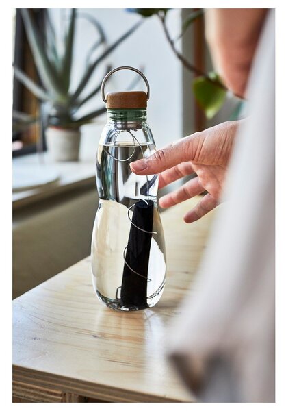 Szklana butelka 600 ml Eau Good – Black + Blum
