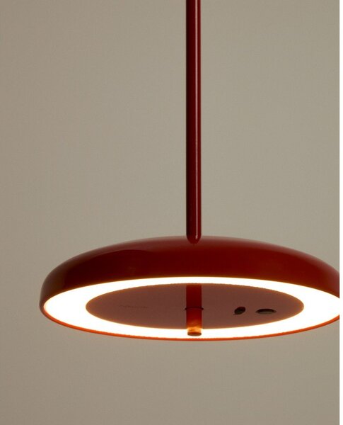 Czerwona lampa sufitowa LED ze ściemniaczem z metalowym kloszem ø 16 cm Porte – Kave Home