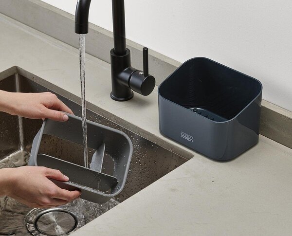 Ciemnoszary plastikowy stojak na akcesoria do mycia naczyń SinkStore – Joseph Joseph