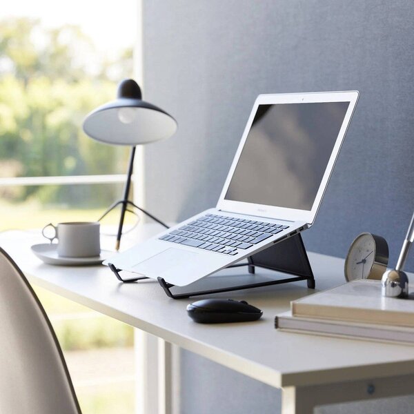 Czarny metalowy stojak na laptopa Tower – YAMAZAKI