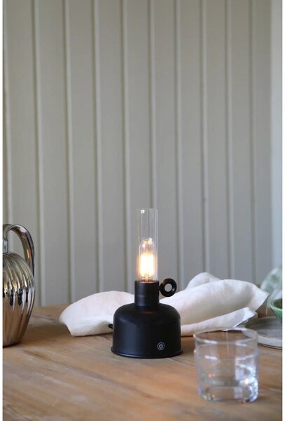Czarna lampa stołowa LED (wysokość 22 cm) Astrid – Markslöjd
