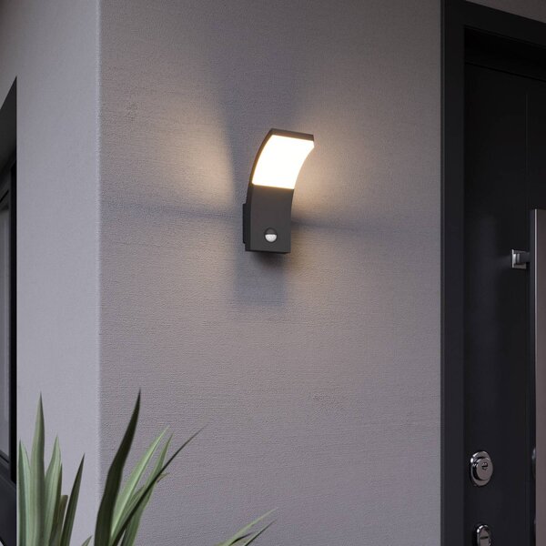 Lampa zewnętrzna z czujnikiem ruchu Timm Lucande, czarny, aluminium, nowoczesny