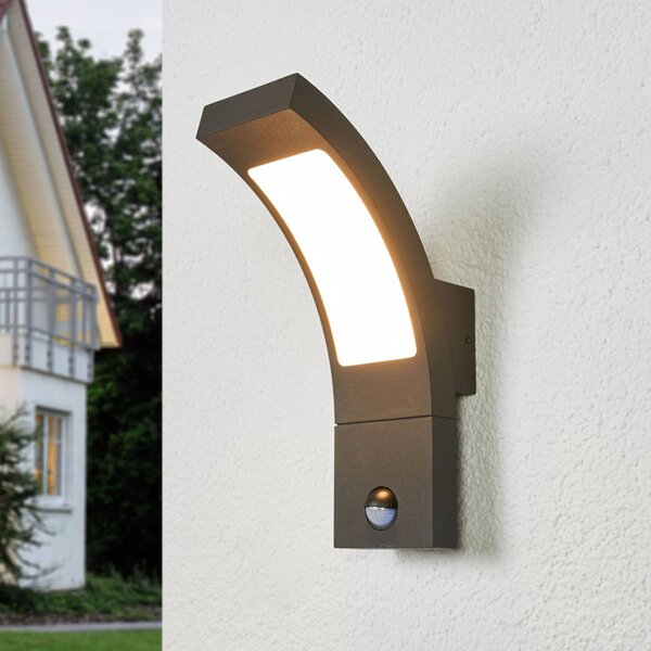 Lampa zewnętrzna z czujnikiem ruchu Juvia Lucande, czarny, aluminium, nowoczesny