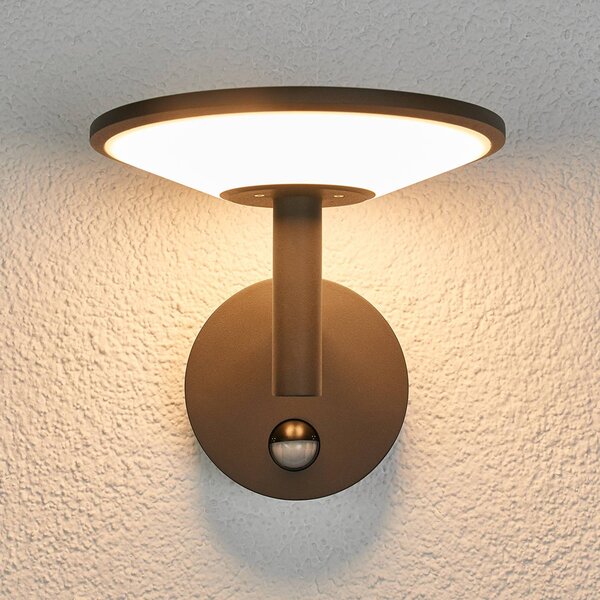Kinkiet zewnętrzny LED z czujnikiem Fenia Lucande, czarny, aluminium, nowoczesny