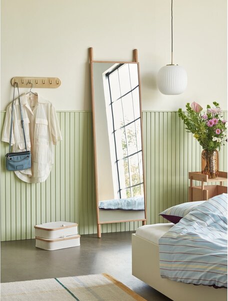 Lustro z drewnianą ramą stojące 53x188 cm Lean – Hübsch