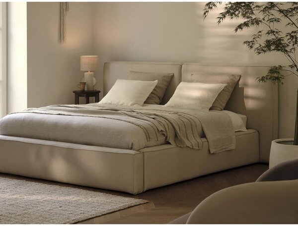 Beżowe tapicerowane łóżko dwuosobowe ze schowkiem i stelażem 180x200 cm Arendal – Cosmopolitan Design