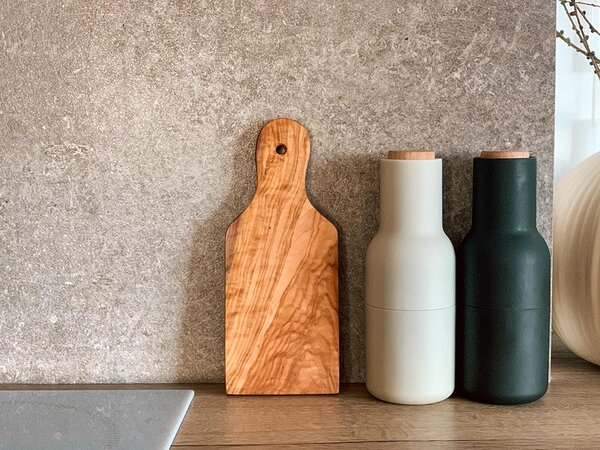 ČistéDřevo Deska do krojenia z drewna oliwnego z uchwytem 23 cm