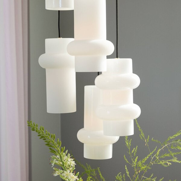 Hübsch Lampa wisząca Pilule Up, możliwość ściemniania, biały / opal, salon / jadalnia, szkło, skandynawski