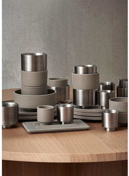 Filiżanki zestaw 2 szt. na espresso/z podwójną ścianką ze stali nierdzewnej w kolorze srebra Makoto Steel – Blomus