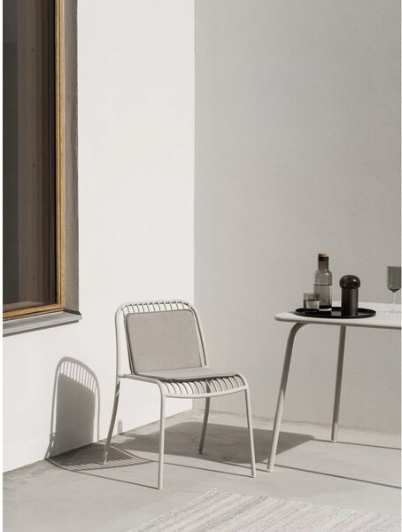 Szara ogrodowa poduszka do siedzenia 38,5x66 cm Yua – Blomus