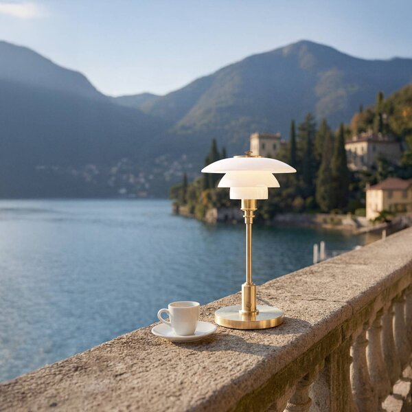 Louis Poulsen Lampa stołowa z akumulatorem PH 1-1 Portable, mosiądz, IP44 1-1, możliwość ściemniania, mosiężny / złoty, salon / jadalnia, mosiądz, design