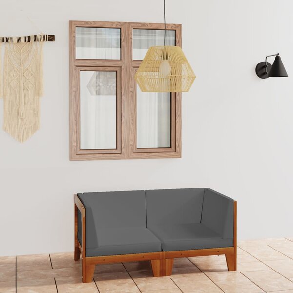 2-osobowa sofa z ciemnoszarymi poduszkami, drewno akacjowe