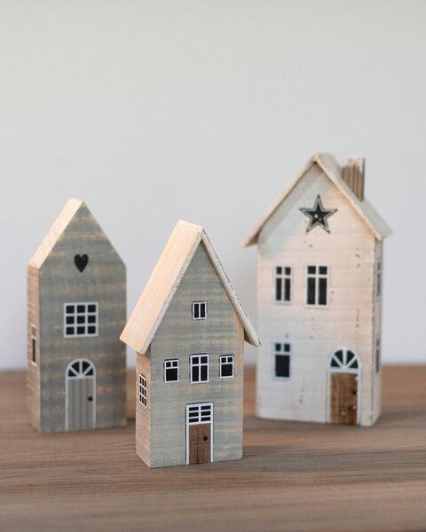 Dekoracja Snow House 25cm white beige