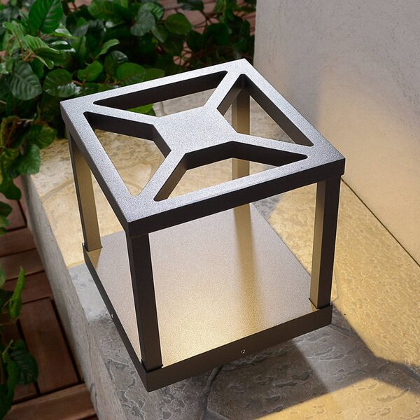 Lampa ogrodowa stojąca Lealan Lucande, czarny, aluminium, nowoczesny