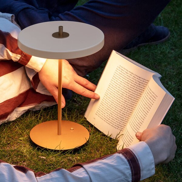 UMAGE Lampa stołowa LED Asteria Move, możliwość ściemniania, mosiężny / złoty, salon / jadalnia, metal, design