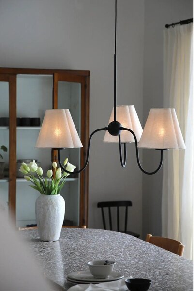 Beżowa metalowa lampa wisząca z tekstylnym kloszem Veya – Markslöjd