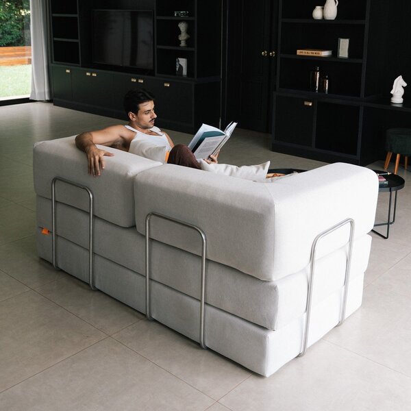 Beżowa rozkładana sofa z materiału bouclé 180 cm Bloom – TemaHome