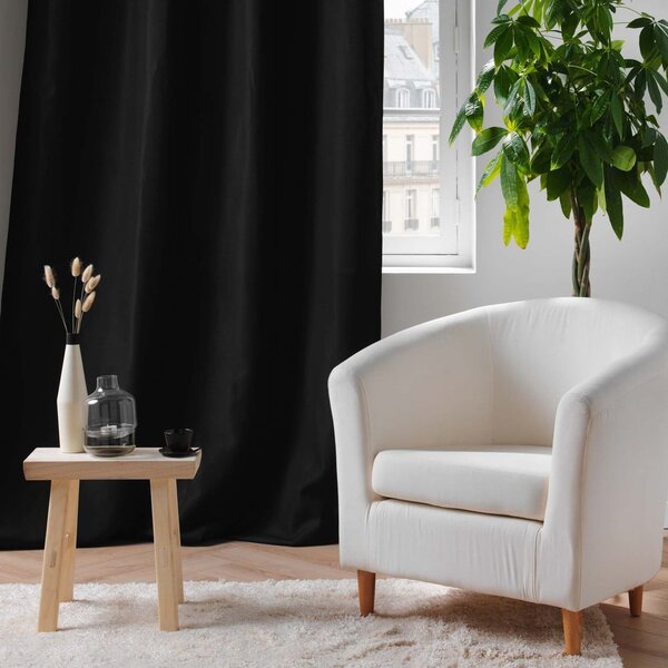 Czarna zasłona termiczna z mikrowłókna 135x260 cm Micropolar – douceur d'intérieur
