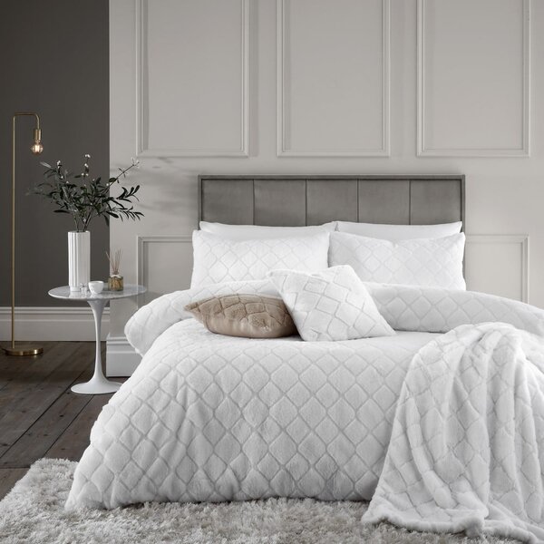 Biała pościel jednoosobowa z mikropluszu 135x200 cm Cosy Diamond – Catherine Lansfield