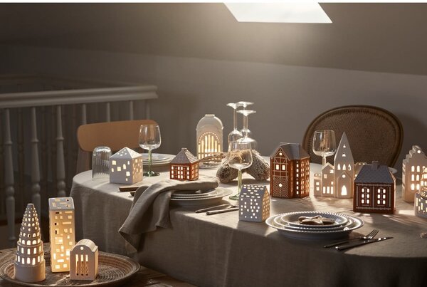 Ceramiczny świecznik na świeczkę typu tealight Gingerbread Lighthouse – Kähler Design