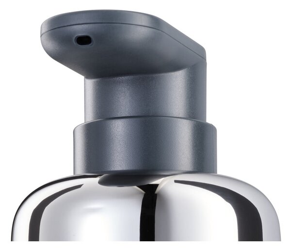 Dozownik do mydła ze stali nierdzewnej w kolorze srebra z połyskiem 300 ml EasyStore Luxe – Joseph Joseph