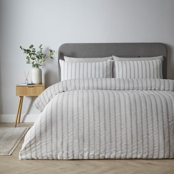 Szara pościel jednoosobowa 135x200 cm So Soft Seersucker Stripe – Catherine Lansfield
