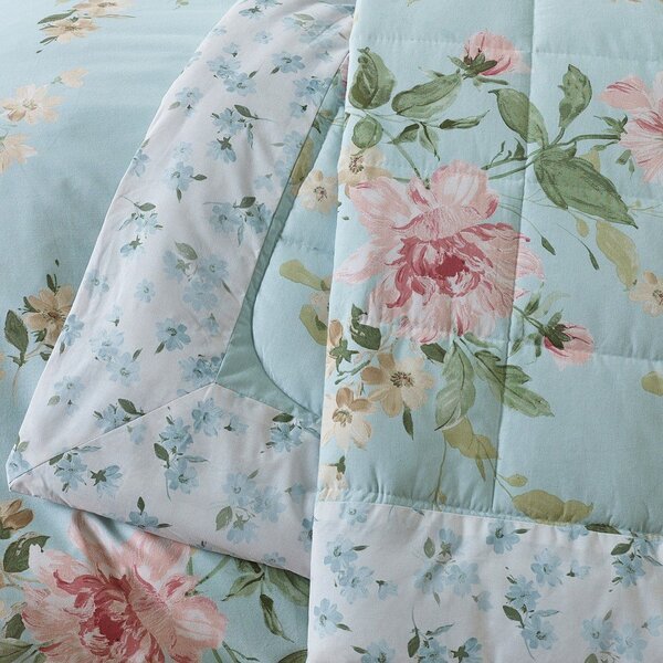 Niebieska narzuta pikowana 220x230 cm Avebury Floral – Catherine Lansfield