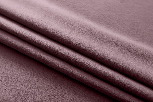 Jasnofioletowa zaciemniająca zasłona VELVET 140x250 cm Zawieszanie: Metalowe pierścienie