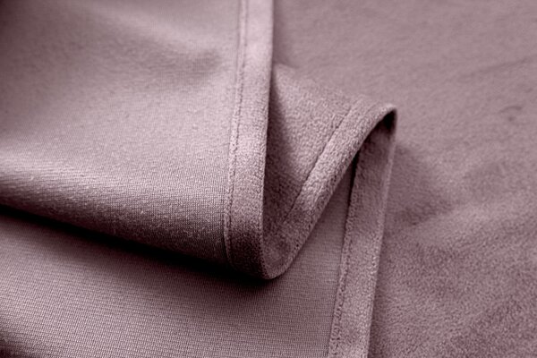 Jasnofioletowa zaciemniająca zasłona VELVET 140x250 cm Zawieszanie: Metalowe pierścienie