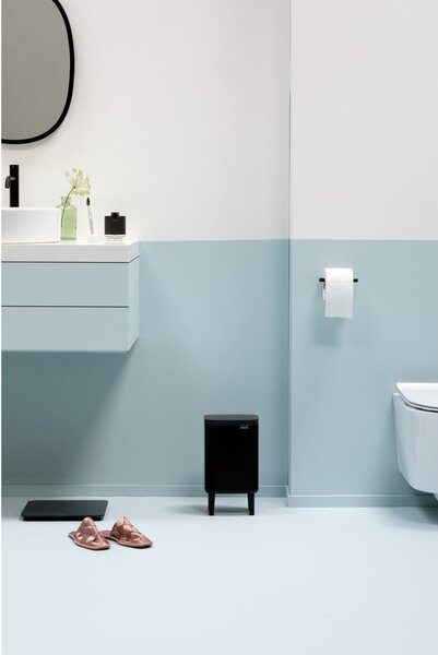 Stalowy kosz na śmieci w kolorze matowej czerni 4 l Bo Hi – Brabantia