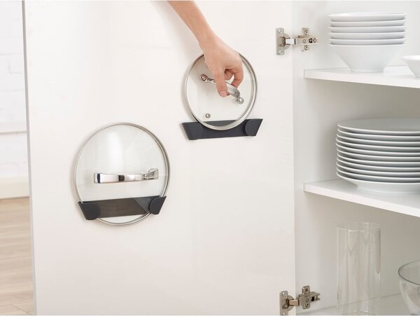 Plastikowe stojaki na pokrywki bez wiercenia zestaw 4 szt. CupboardStore – Joseph Joseph