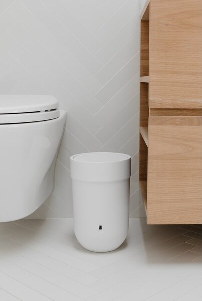 Plastikowy kosz na śmieci 6 l Touch – Umbra
