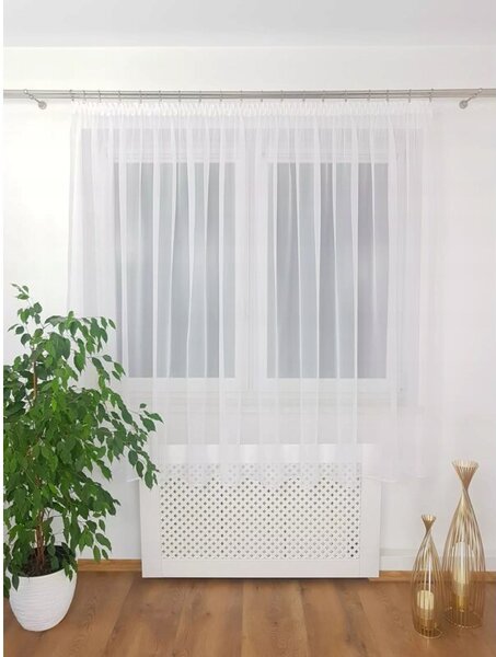 Firana gotowa z woalu 400x180cm