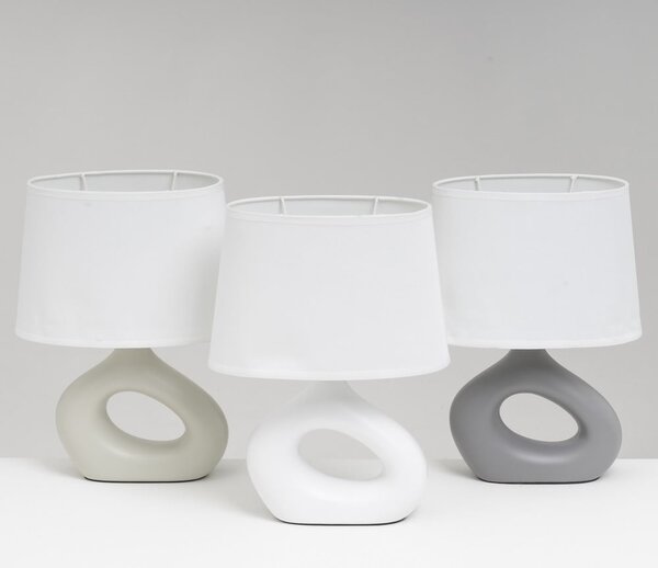Biała lampa stołowa ceramiczna z tekstylnym kloszem (wysokość 30 cm) – Casa Selección