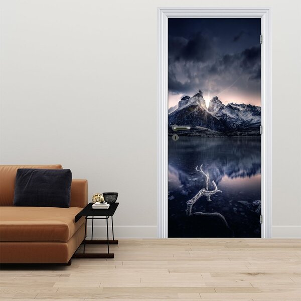 Fototapeta na drzwi - Jezioro z górą (95x205cm)