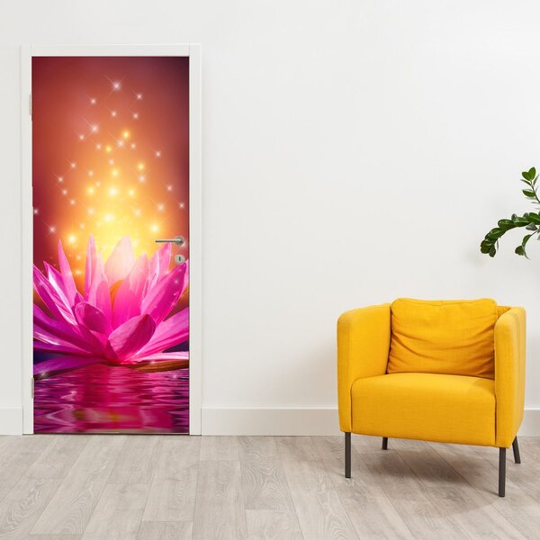 Fototapeta na drzwi - Lilia wodna na wodzie (95x205cm)