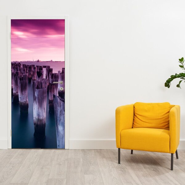 Fototapeta do drzwi - Drewniane słupki (95x205cm)