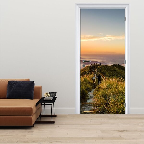 Fototapeta na drzwi - Góry o zachodzie Słońca (95x205cm)